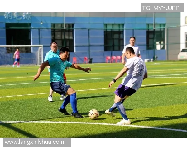 武汉足球队在耐力排行榜中荣登第三名展现出强大实力与拼搏精神