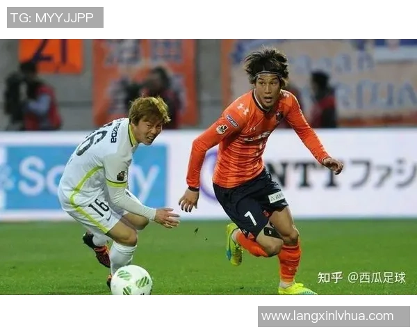 东京绿菌与大宫松鼠的激烈对决谁能在赛场上笑到最后 东京绿菌与大宫松鼠的激烈对决谁能在赛场上笑到最后