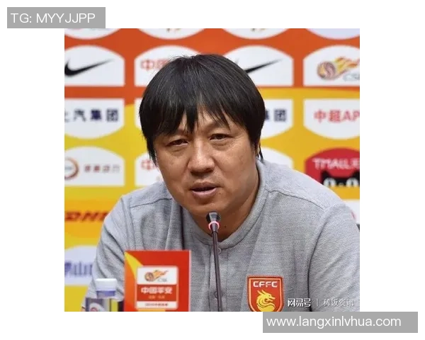 巴萨与不莱梅激战正酣谁能在这场对决中笑到最后