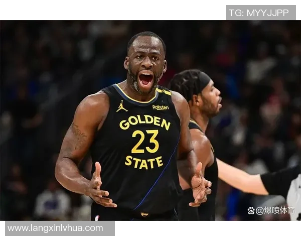 德雷蒙德格林的篮球之路与勇士队的辉煌成就分析 德雷蒙德格林的篮球之路与勇士队的辉煌成就分析